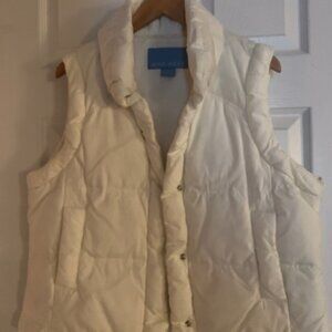 Nine West Puffer Vest!